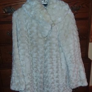 Pamela McCoy Faux fur coat